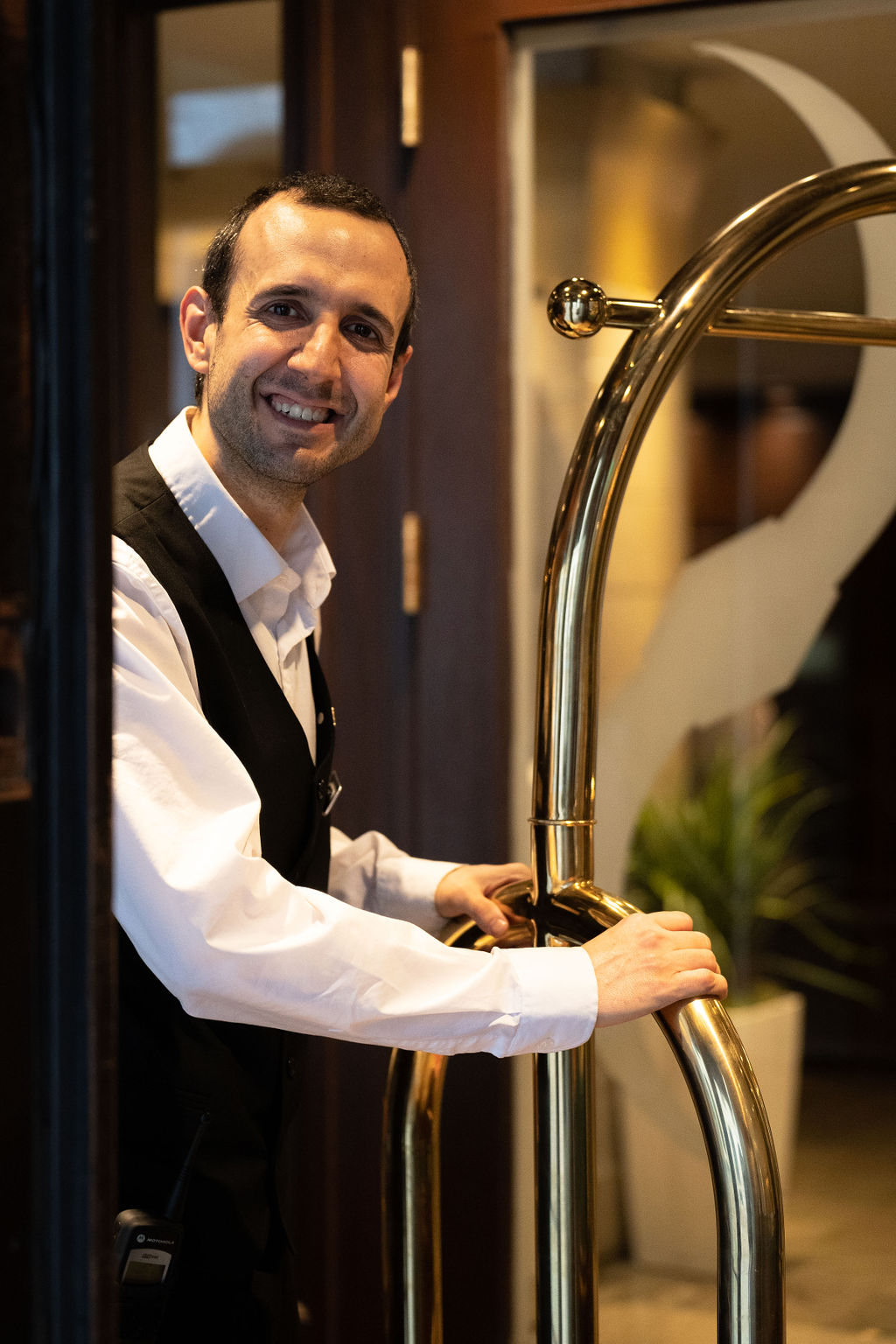 Un des meilleurs hôtels boutique du vieux montréal pour le sourire et le service exceptionnel de ses employés au saint-sulpice hôtel